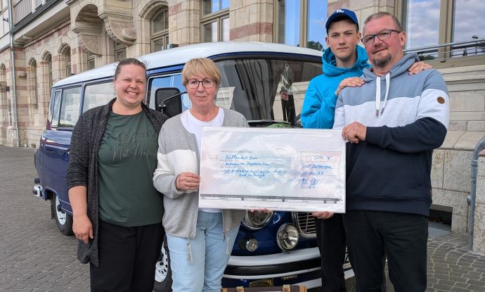 Spende 500€ / DDR Fahrzeugtreffen Bad Salzungen
