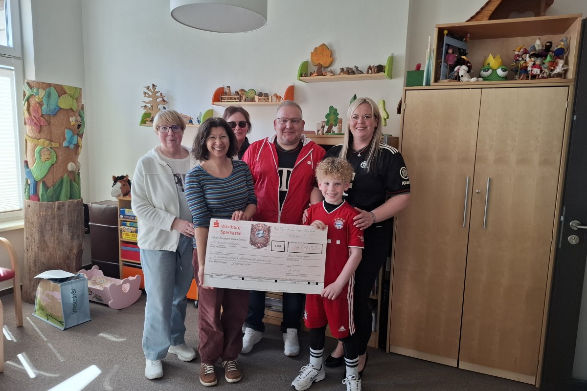 Spende 450,00 Euro / Thüringer Bayern Fanclub