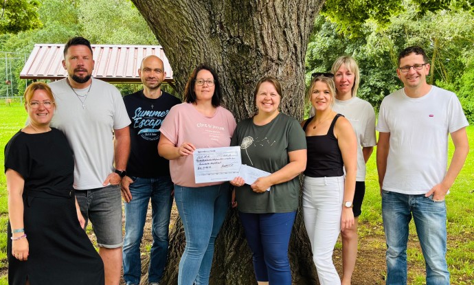 Spende 1215,08 €  25 Jähriges Klassentreffen Regelschule Geisa