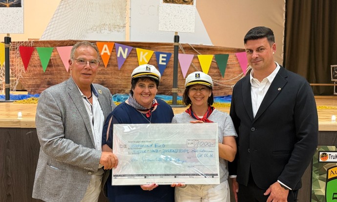 Spende 1000€ / Lionsclub Bad Salzungen