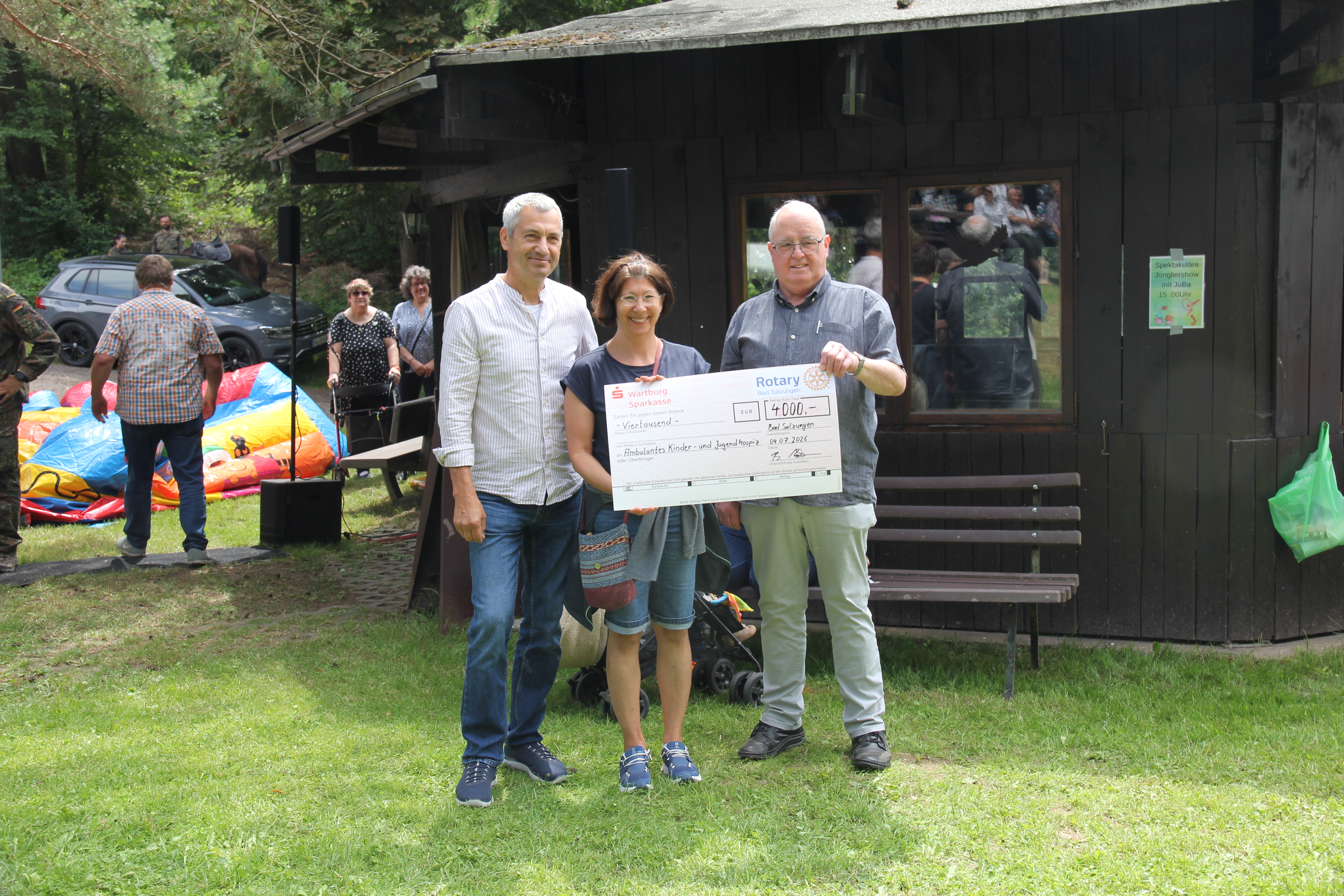 Spende 4000€ / Rotary Bad Salzungen