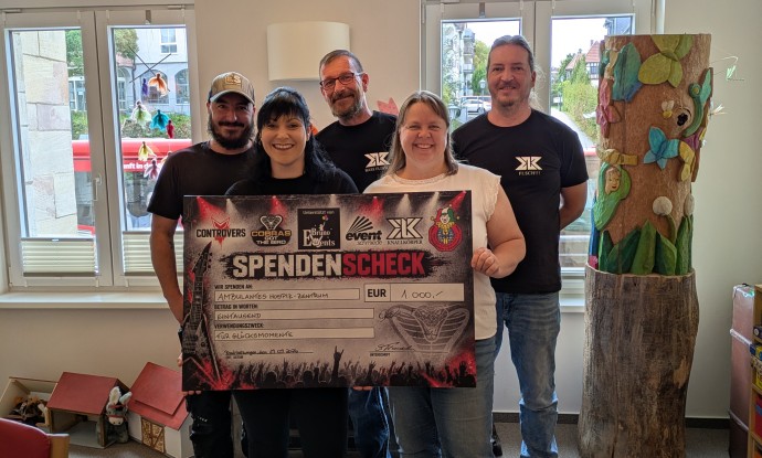 Spende 1000 Euro Wasunger Knallkörper